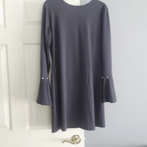 gray bell pearl sleeved dress